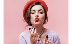 Губна помада: як використати по максимуму всі її можливості Губна помада: як використати по максимуму всі її можливості