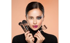 Як підібрати тіні під колір очей? Як підібрати тіні під колір очей?